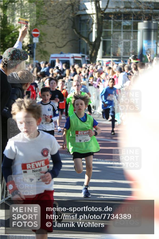 25.04.2025 - Das Zehntel Jannik Wohlers http://msf.ph/oto/7734389 26.04.2025 08:38:03 Laufen 1750, 1537 meine-sportfotos.de