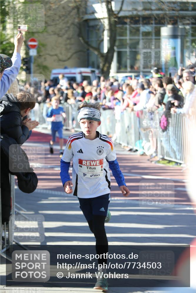 25.04.2025 - Das Zehntel Jannik Wohlers http://msf.ph/oto/7734503 26.04.2025 08:37:51 Laufen 3488 meine-sportfotos.de