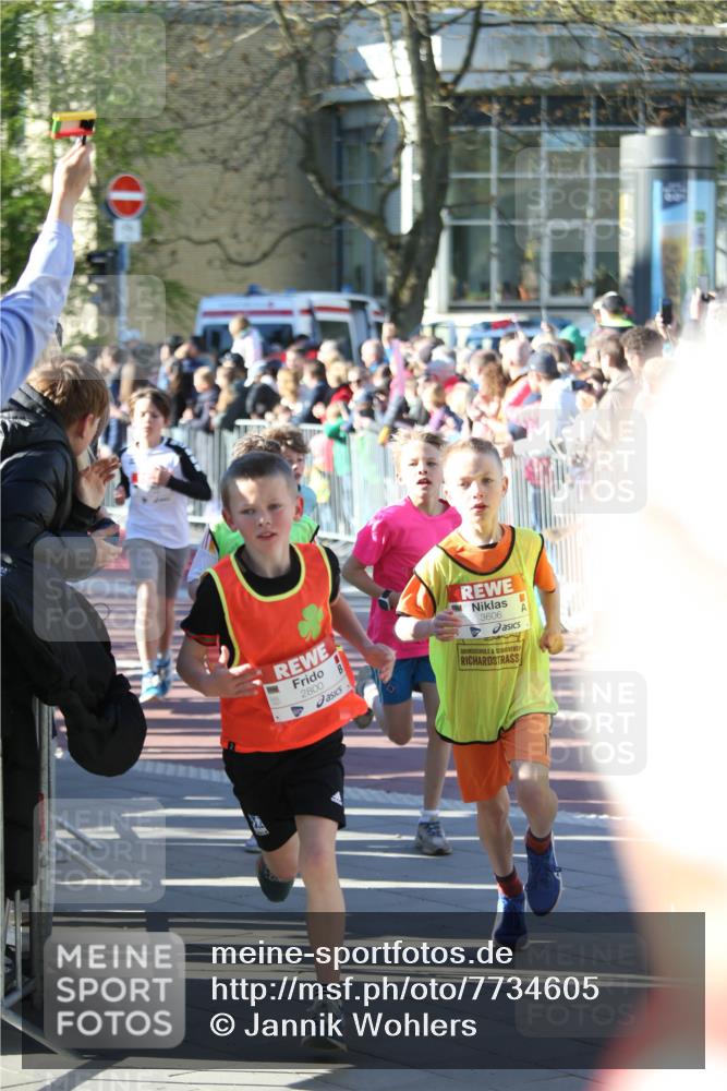 25.04.2025 - Das Zehntel Jannik Wohlers http://msf.ph/oto/7734605 26.04.2025 08:37:46 Laufen 2800, 3606 meine-sportfotos.de