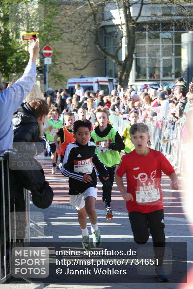 25.04.2025 - Das Zehntel Jannik Wohlers http://msf.ph/oto/7734651 26.04.2025 08:37:44 Laufen 2696, 1945 meine-sportfotos.de