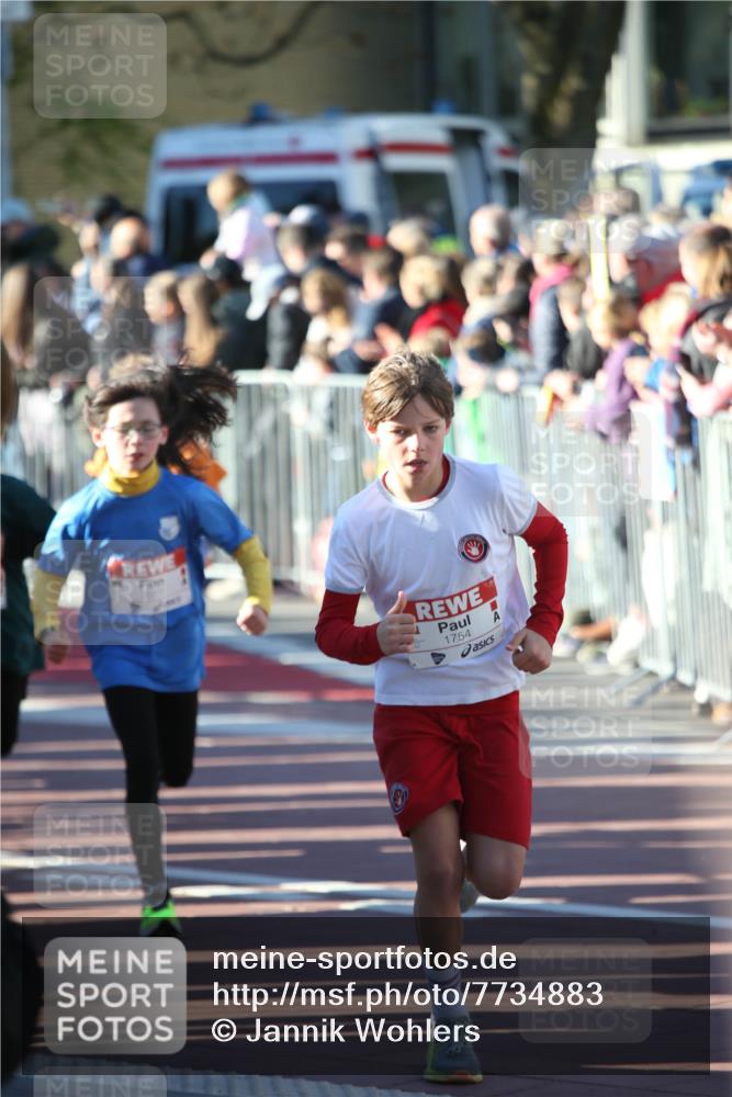 25.04.2025 - Das Zehntel Jannik Wohlers http://msf.ph/oto/7734883 26.04.2025 08:37:31 Laufen 1754 meine-sportfotos.de