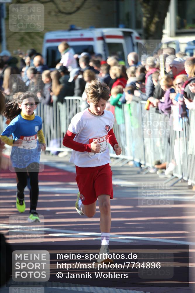 25.04.2025 - Das Zehntel Jannik Wohlers http://msf.ph/oto/7734896 26.04.2025 08:37:30 Laufen 2018, 2945, 54 meine-sportfotos.de