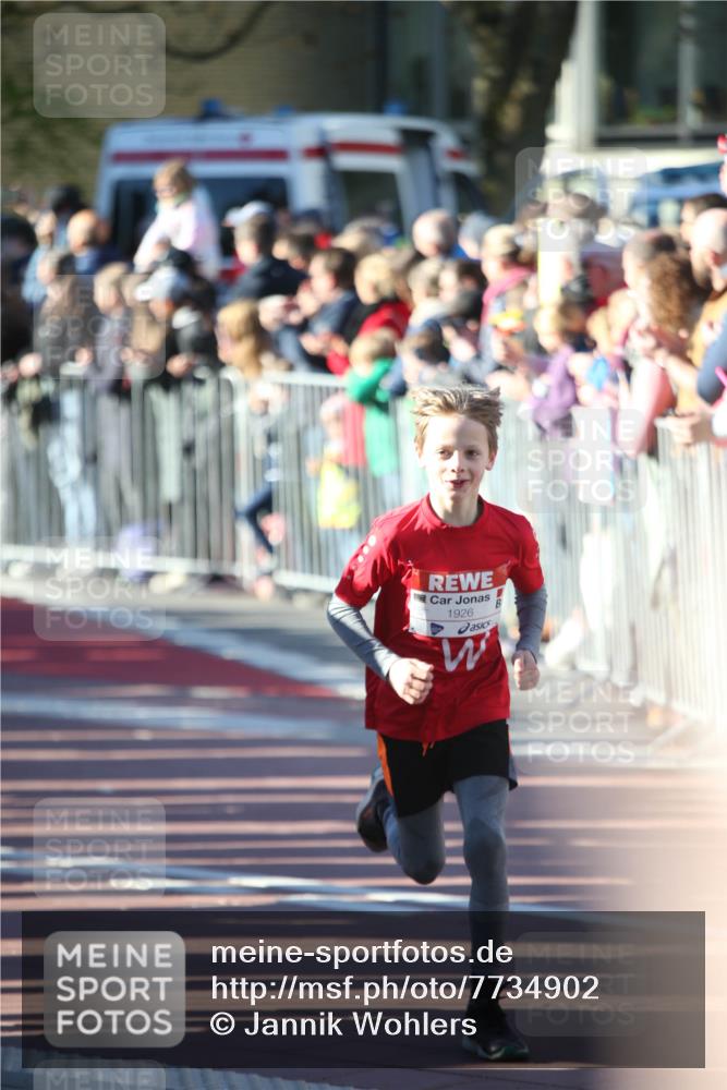 25.04.2025 - Das Zehntel Jannik Wohlers http://msf.ph/oto/7734902 26.04.2025 08:37:28 Laufen 1926 meine-sportfotos.de