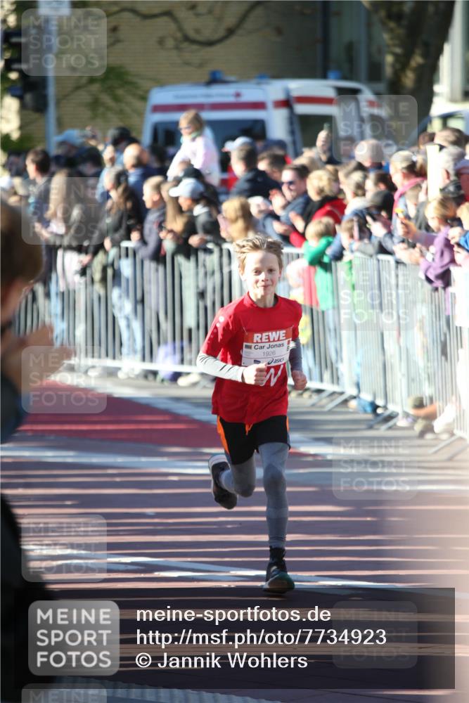 25.04.2025 - Das Zehntel Jannik Wohlers http://msf.ph/oto/7734923 26.04.2025 08:37:27 Laufen 1926 meine-sportfotos.de