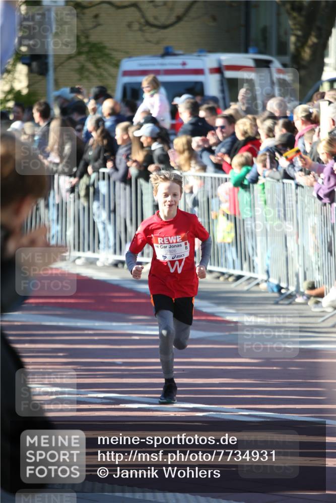 25.04.2025 - Das Zehntel Jannik Wohlers http://msf.ph/oto/7734931 26.04.2025 08:37:27 Laufen 1926 meine-sportfotos.de