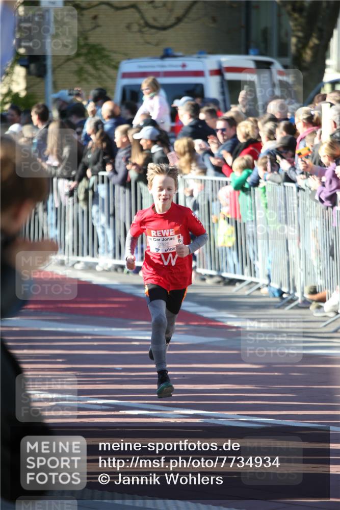 25.04.2025 - Das Zehntel Jannik Wohlers http://msf.ph/oto/7734934 26.04.2025 08:37:27 Laufen 1926 meine-sportfotos.de