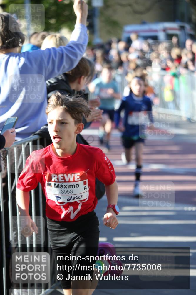 25.04.2025 - Das Zehntel Jannik Wohlers http://msf.ph/oto/7735006 26.04.2025 08:37:23 Laufen 3953 meine-sportfotos.de