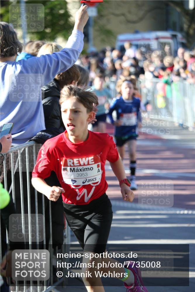 25.04.2025 - Das Zehntel Jannik Wohlers http://msf.ph/oto/7735008 26.04.2025 08:37:23 Laufen 3953 meine-sportfotos.de