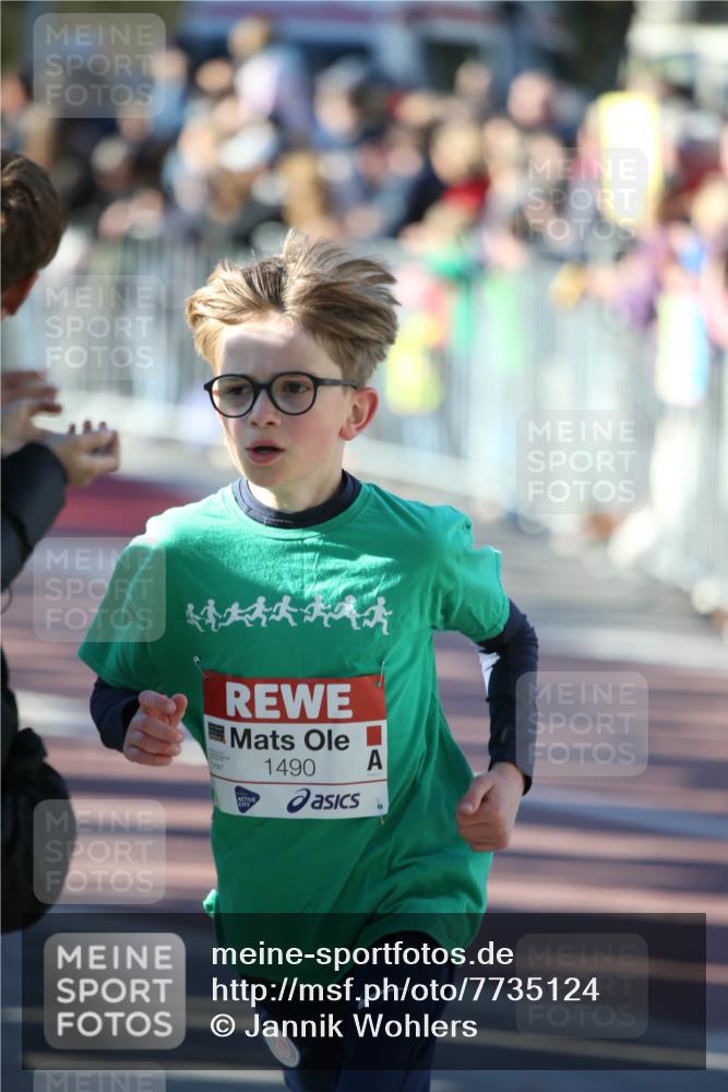 25.04.2025 - Das Zehntel Jannik Wohlers http://msf.ph/oto/7735124 26.04.2025 08:37:11 Laufen 4, 1490 meine-sportfotos.de