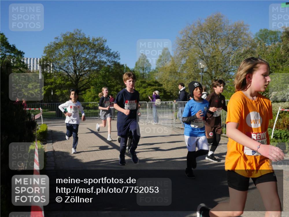 25.04.2025 - Das Zehntel Zöllner http://msf.ph/oto/7752053 26.04.2025 08:42:09 Laufen  meine-sportfotos.de