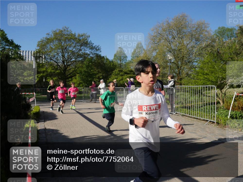 25.04.2025 - Das Zehntel Zöllner http://msf.ph/oto/7752064 26.04.2025 08:42:10 Laufen 2170 meine-sportfotos.de