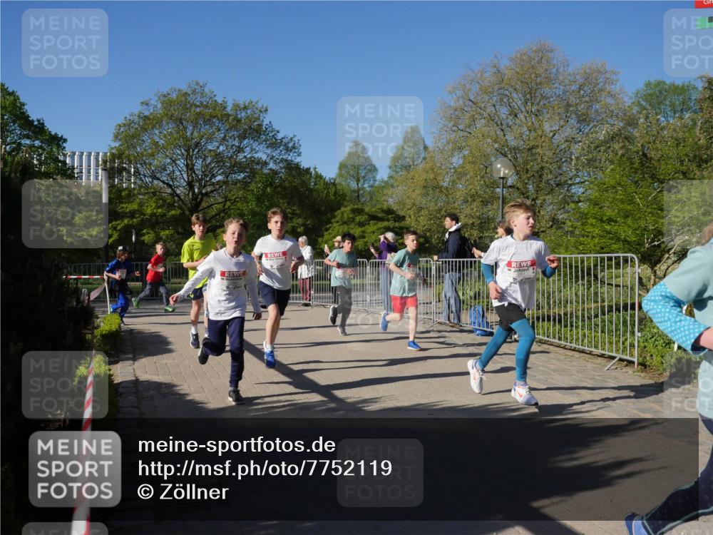 25.04.2025 - Das Zehntel Zöllner http://msf.ph/oto/7752119 26.04.2025 08:42:15 Laufen  meine-sportfotos.de