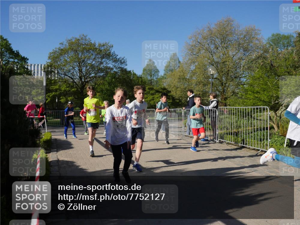 25.04.2025 - Das Zehntel Zöllner http://msf.ph/oto/7752127 26.04.2025 08:42:15 Laufen  meine-sportfotos.de