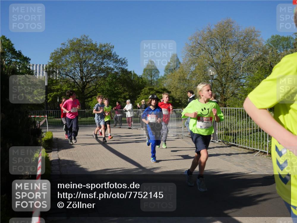 25.04.2025 - Das Zehntel Zöllner http://msf.ph/oto/7752145 26.04.2025 08:42:17 Laufen 3063 meine-sportfotos.de