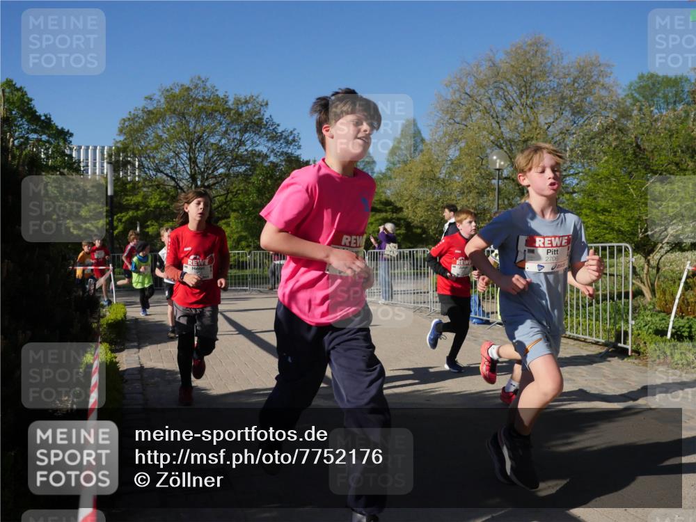 25.04.2025 - Das Zehntel Zöllner http://msf.ph/oto/7752176 26.04.2025 08:42:19 Laufen 2706 meine-sportfotos.de