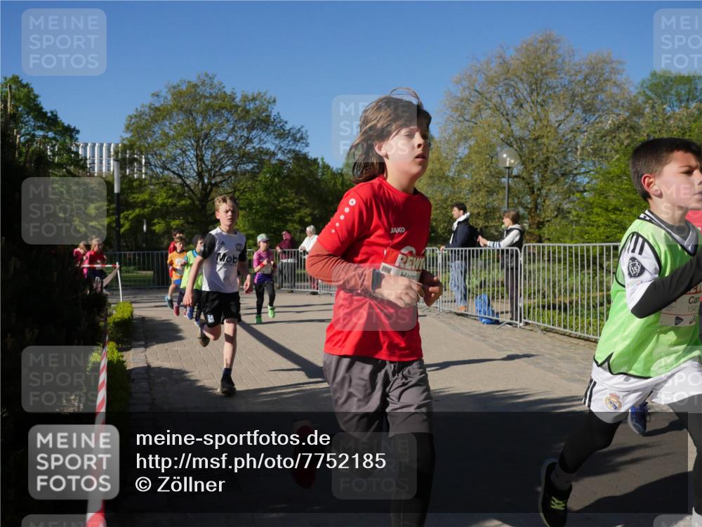 25.04.2025 - Das Zehntel Zöllner http://msf.ph/oto/7752185 26.04.2025 08:42:20 Laufen 1541 meine-sportfotos.de