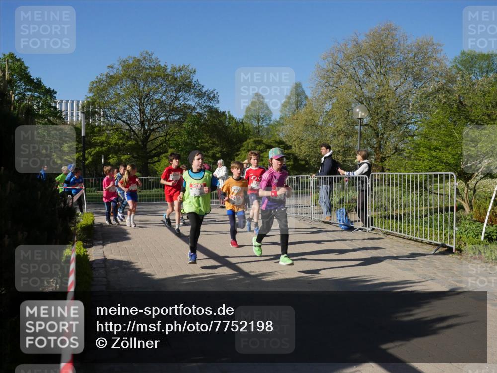 25.04.2025 - Das Zehntel Zöllner http://msf.ph/oto/7752198 26.04.2025 08:42:22 Laufen  meine-sportfotos.de