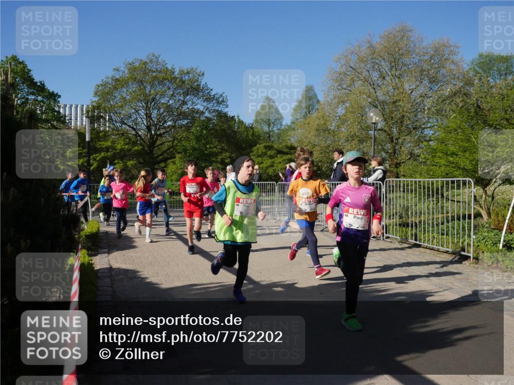 25.04.2025 - Das Zehntel Zöllner http://msf.ph/oto/7752202 26.04.2025 08:42:22 Laufen  meine-sportfotos.de