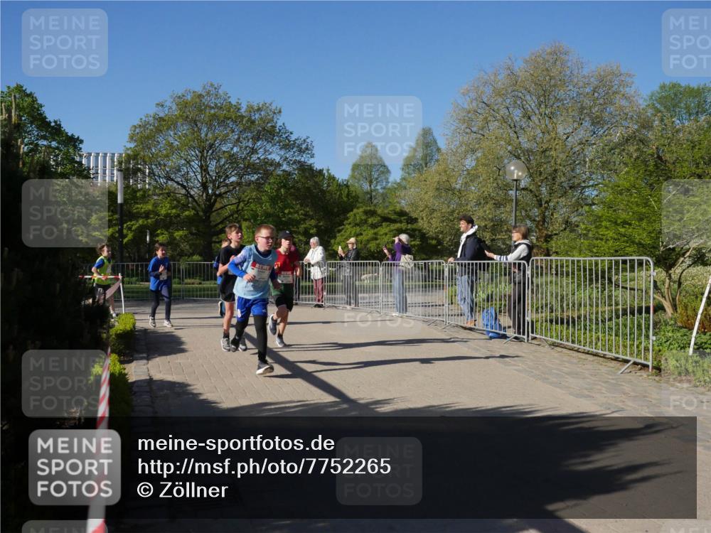 25.04.2025 - Das Zehntel Zöllner http://msf.ph/oto/7752265 26.04.2025 08:42:28 Laufen  meine-sportfotos.de