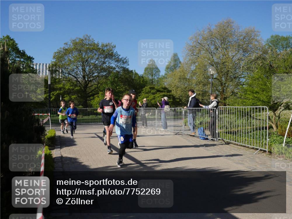 25.04.2025 - Das Zehntel Zöllner http://msf.ph/oto/7752269 26.04.2025 08:42:28 Laufen  meine-sportfotos.de