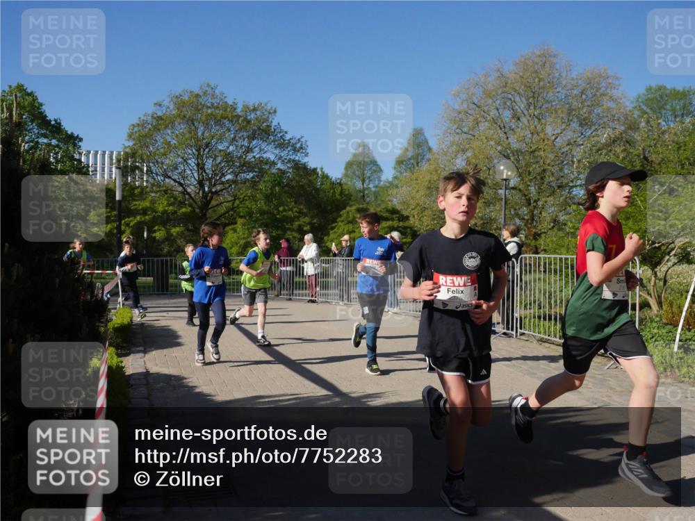25.04.2025 - Das Zehntel Zöllner http://msf.ph/oto/7752283 26.04.2025 08:42:29 Laufen 2375 meine-sportfotos.de