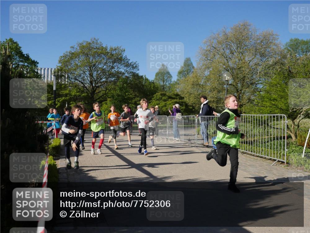 25.04.2025 - Das Zehntel Zöllner http://msf.ph/oto/7752306 26.04.2025 08:42:32 Laufen  meine-sportfotos.de