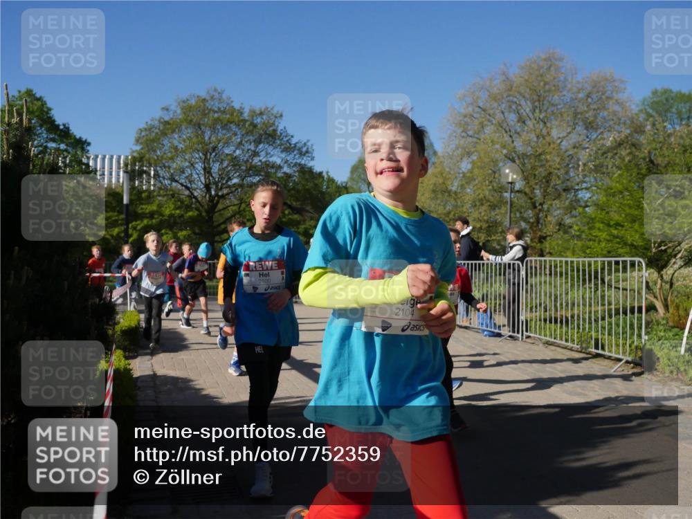 25.04.2025 - Das Zehntel Zöllner http://msf.ph/oto/7752359 26.04.2025 08:42:36 Laufen 2100, 2104 meine-sportfotos.de