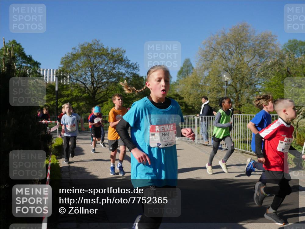 25.04.2025 - Das Zehntel Zöllner http://msf.ph/oto/7752365 26.04.2025 08:42:36 Laufen 2100 meine-sportfotos.de