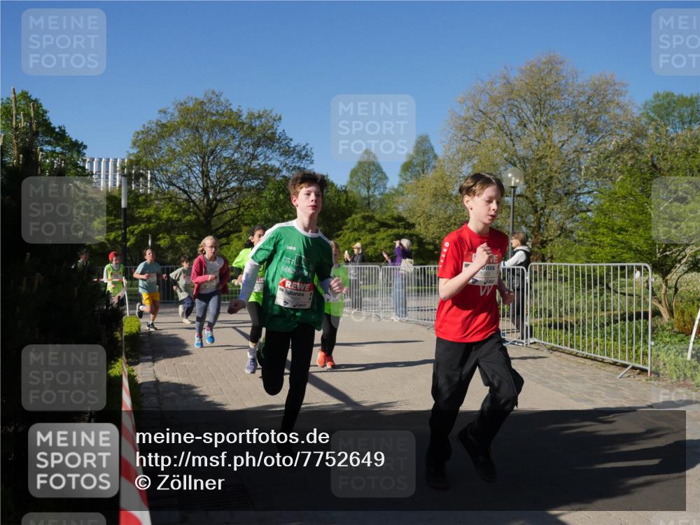 25.04.2025 - Das Zehntel Zöllner http://msf.ph/oto/7752649 26.04.2025 08:43:02 Laufen 1919 meine-sportfotos.de