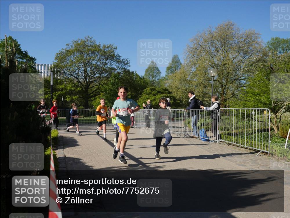 25.04.2025 - Das Zehntel Zöllner http://msf.ph/oto/7752675 26.04.2025 08:43:04 Laufen  meine-sportfotos.de
