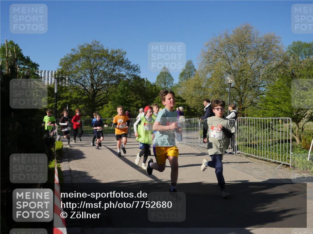 25.04.2025 - Das Zehntel Zöllner http://msf.ph/oto/7752680 26.04.2025 08:43:04 Laufen  meine-sportfotos.de