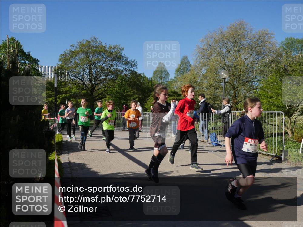 25.04.2025 - Das Zehntel Zöllner http://msf.ph/oto/7752714 26.04.2025 08:43:07 Laufen 2757 meine-sportfotos.de