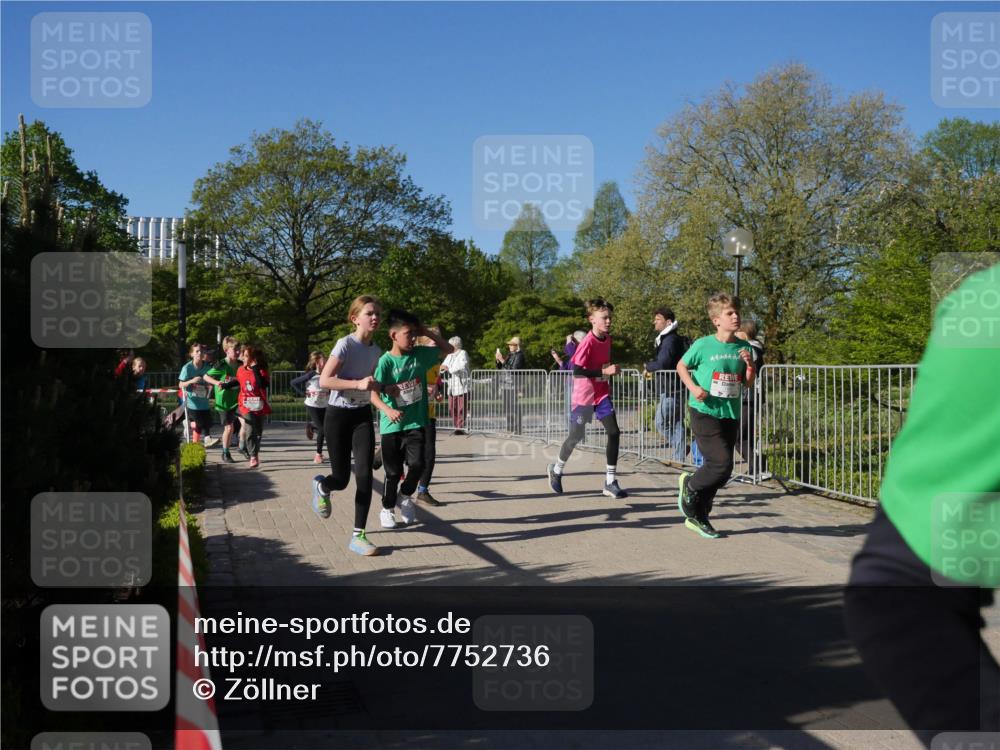 25.04.2025 - Das Zehntel Zöllner http://msf.ph/oto/7752736 26.04.2025 08:43:09 Laufen  meine-sportfotos.de