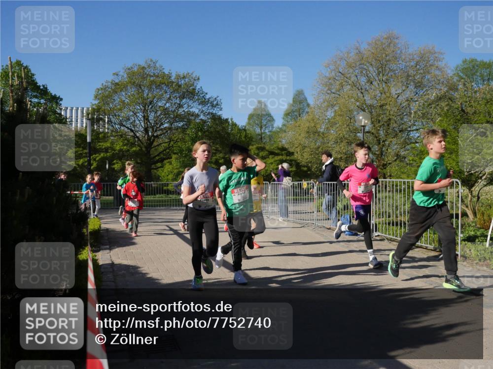 25.04.2025 - Das Zehntel Zöllner http://msf.ph/oto/7752740 26.04.2025 08:43:10 Laufen  meine-sportfotos.de