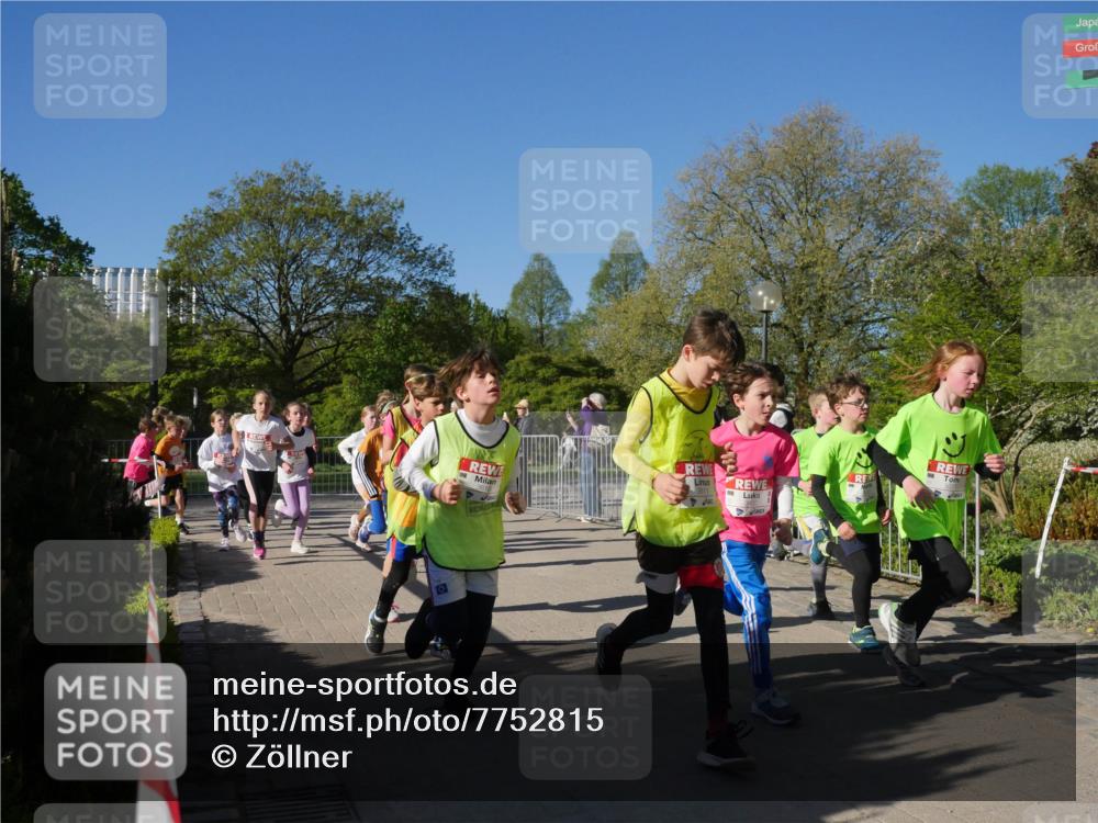 25.04.2025 - Das Zehntel Zöllner http://msf.ph/oto/7752815 26.04.2025 08:43:17 Laufen  meine-sportfotos.de