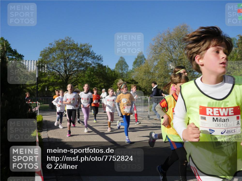 25.04.2025 - Das Zehntel Zöllner http://msf.ph/oto/7752824 26.04.2025 08:43:18 Laufen 3610 meine-sportfotos.de