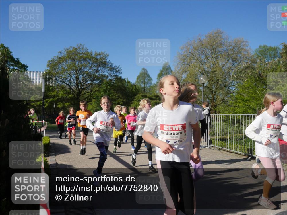 25.04.2025 - Das Zehntel Zöllner http://msf.ph/oto/7752840 26.04.2025 08:43:19 Laufen 2868, 2857 meine-sportfotos.de