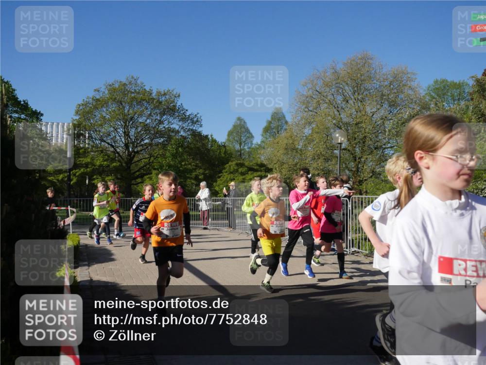 25.04.2025 - Das Zehntel Zöllner http://msf.ph/oto/7752848 26.04.2025 08:43:20 Laufen  meine-sportfotos.de