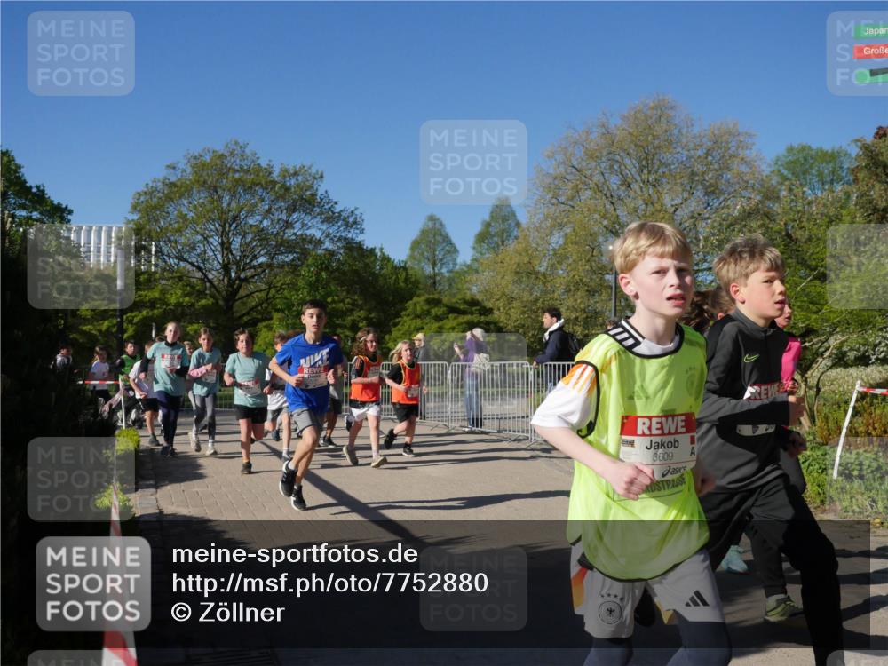 25.04.2025 - Das Zehntel Zöllner http://msf.ph/oto/7752880 26.04.2025 08:43:23 Laufen 3609 meine-sportfotos.de