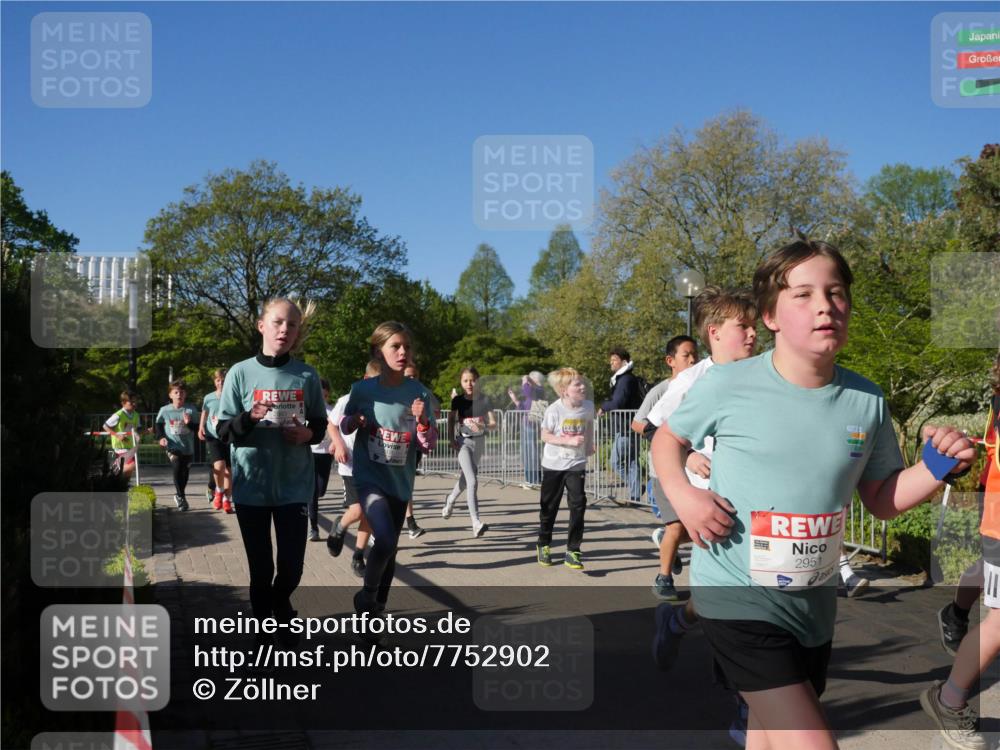 25.04.2025 - Das Zehntel Zöllner http://msf.ph/oto/7752902 26.04.2025 08:43:25 Laufen 2951 meine-sportfotos.de
