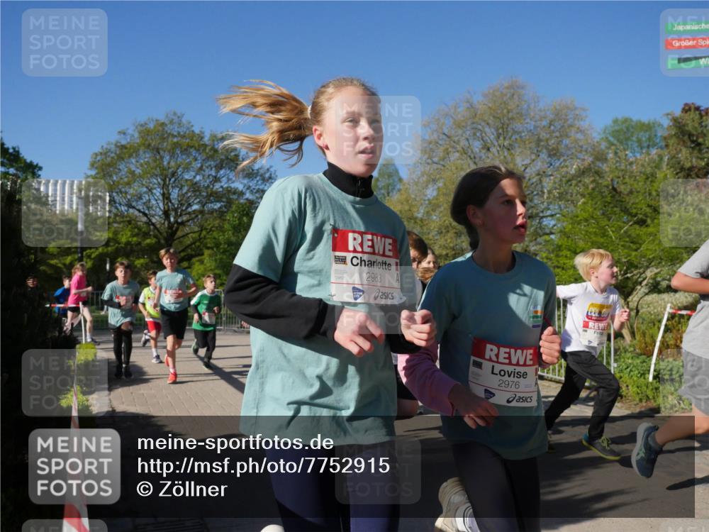 25.04.2025 - Das Zehntel Zöllner http://msf.ph/oto/7752915 26.04.2025 08:43:26 Laufen 2983, 2976 meine-sportfotos.de