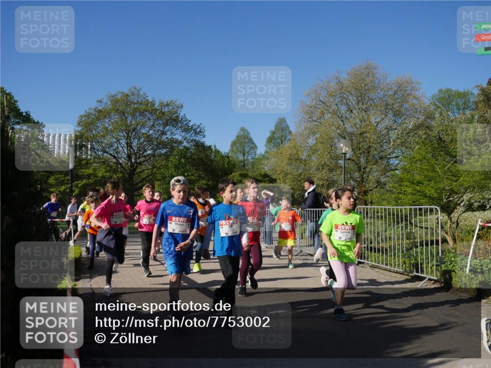 25.04.2025 - Das Zehntel Zöllner http://msf.ph/oto/7753002 26.04.2025 08:43:34 Laufen  meine-sportfotos.de