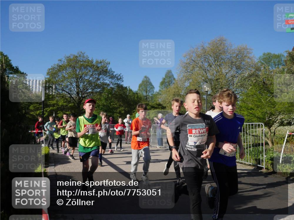 25.04.2025 - Das Zehntel Zöllner http://msf.ph/oto/7753051 26.04.2025 08:43:39 Laufen 13213, 2662 meine-sportfotos.de