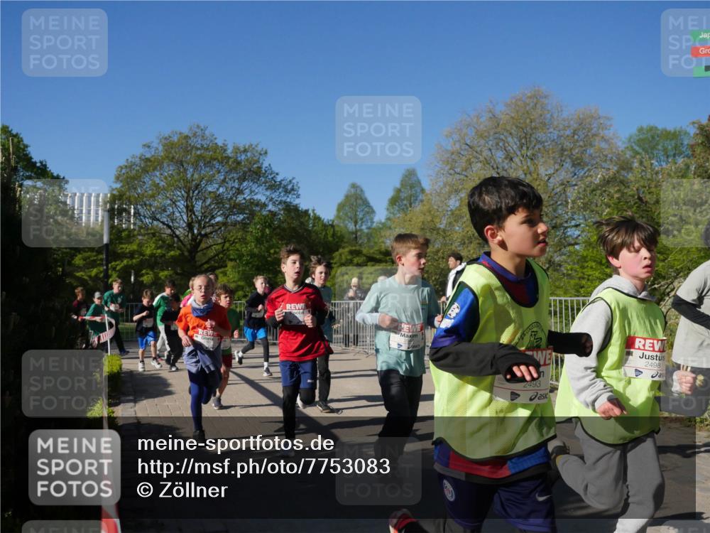 25.04.2025 - Das Zehntel Zöllner http://msf.ph/oto/7753083 26.04.2025 08:43:42 Laufen 2493, 2498 meine-sportfotos.de