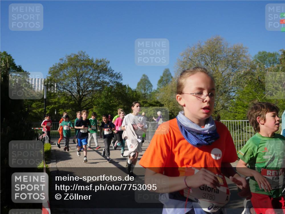 25.04.2025 - Das Zehntel Zöllner http://msf.ph/oto/7753095 26.04.2025 08:43:43 Laufen 3780, 2134 meine-sportfotos.de