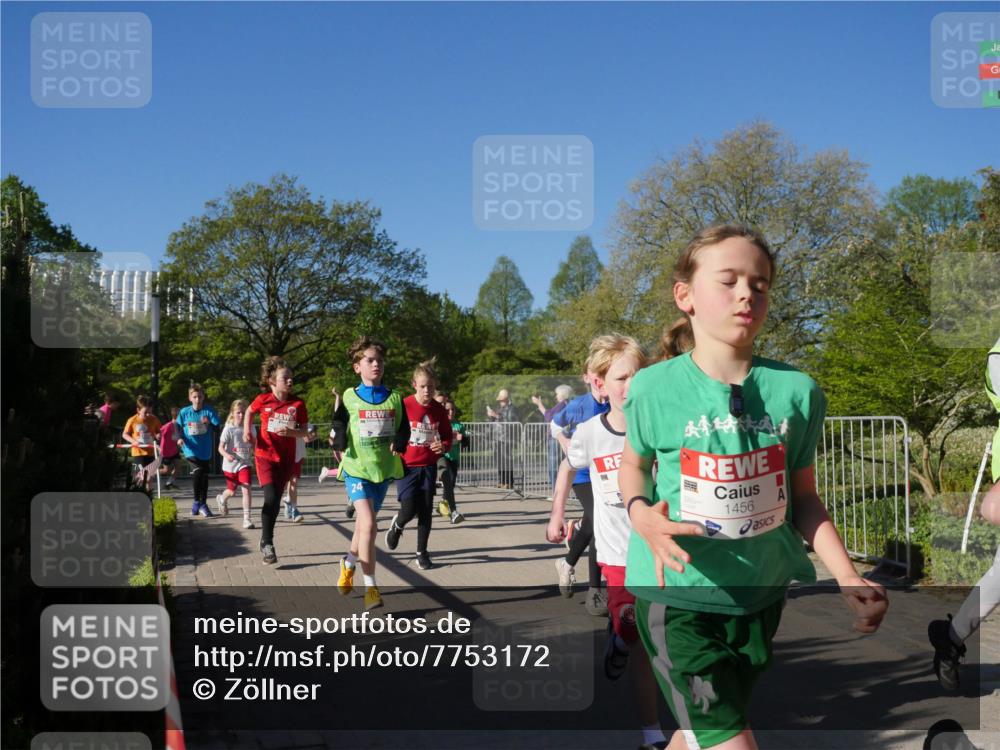 25.04.2025 - Das Zehntel Zöllner http://msf.ph/oto/7753172 26.04.2025 08:43:51 Laufen 1456 meine-sportfotos.de