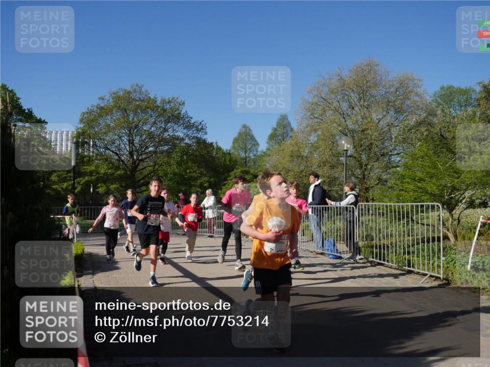 25.04.2025 - Das Zehntel Zöllner http://msf.ph/oto/7753214 26.04.2025 08:43:54 Laufen  meine-sportfotos.de
