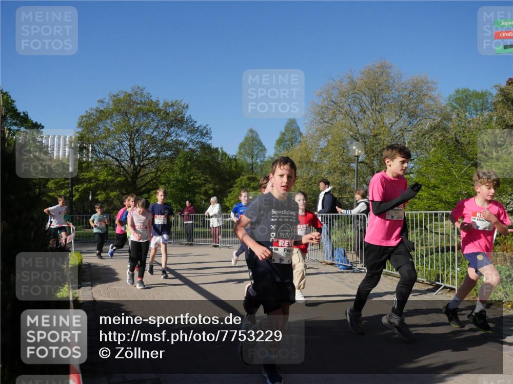 25.04.2025 - Das Zehntel Zöllner http://msf.ph/oto/7753229 26.04.2025 08:43:55 Laufen  meine-sportfotos.de