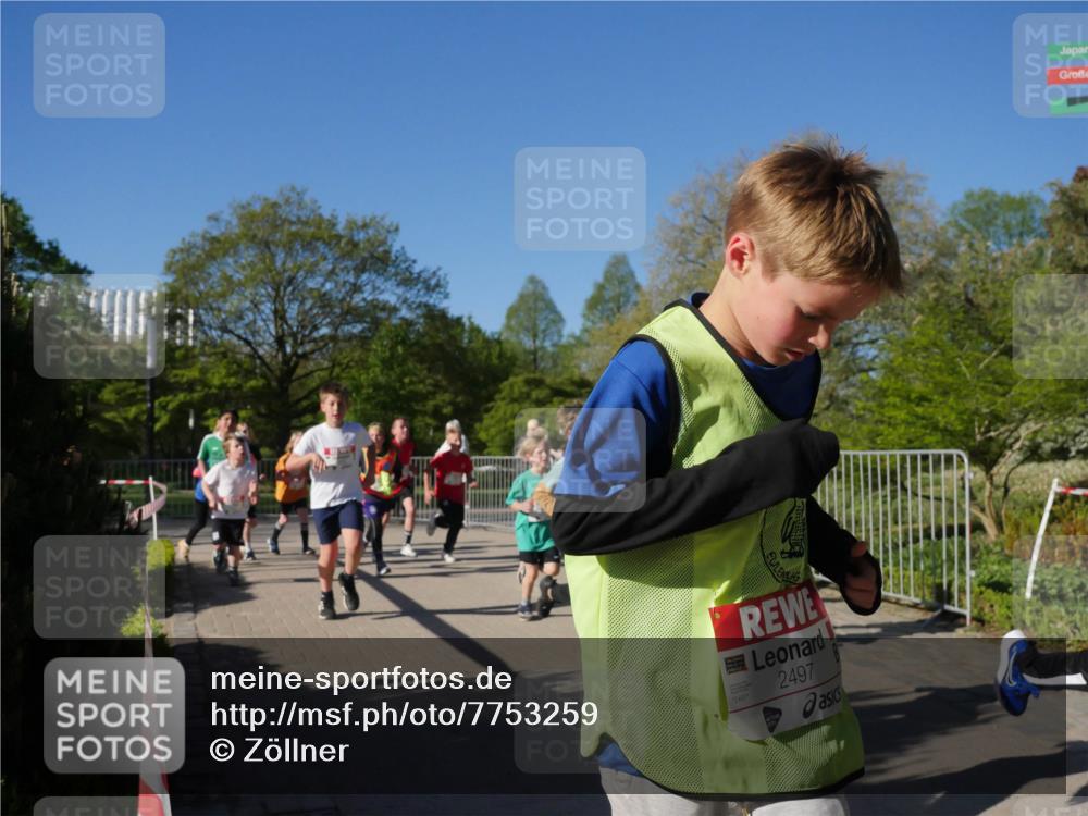 25.04.2025 - Das Zehntel Zöllner http://msf.ph/oto/7753259 26.04.2025 08:43:58 Laufen 2497, 2497 meine-sportfotos.de