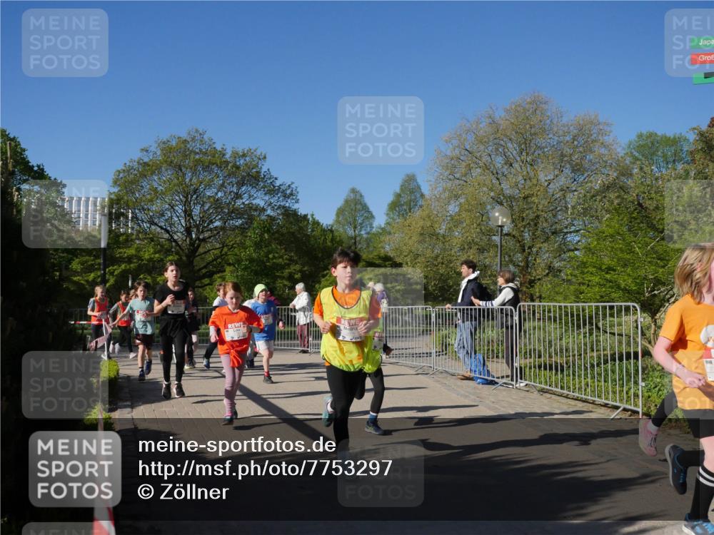 25.04.2025 - Das Zehntel Zöllner http://msf.ph/oto/7753297 26.04.2025 08:44:02 Laufen  meine-sportfotos.de